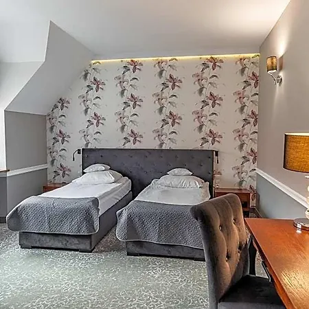 Otel Palac Poledno 4*